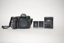 Nikon D610 Full Frame Camera Neck Strap w/2 Batteries & Charger