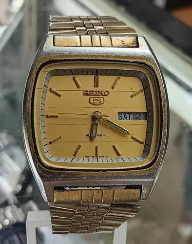 Vintage Seiko 5 7009-5630 TV Dial Automatic Men’s watch BMBY Dec 1995
