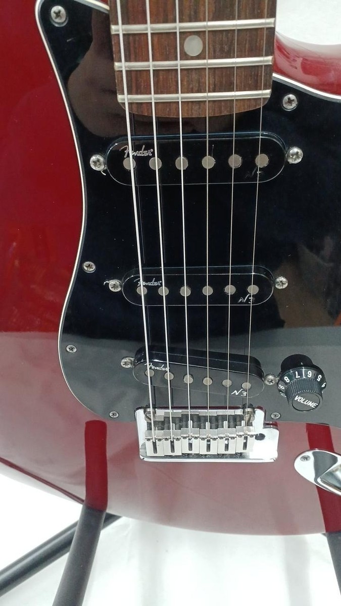 Fender American Deluxe Stratocaster N3 Red Made in USA 2010