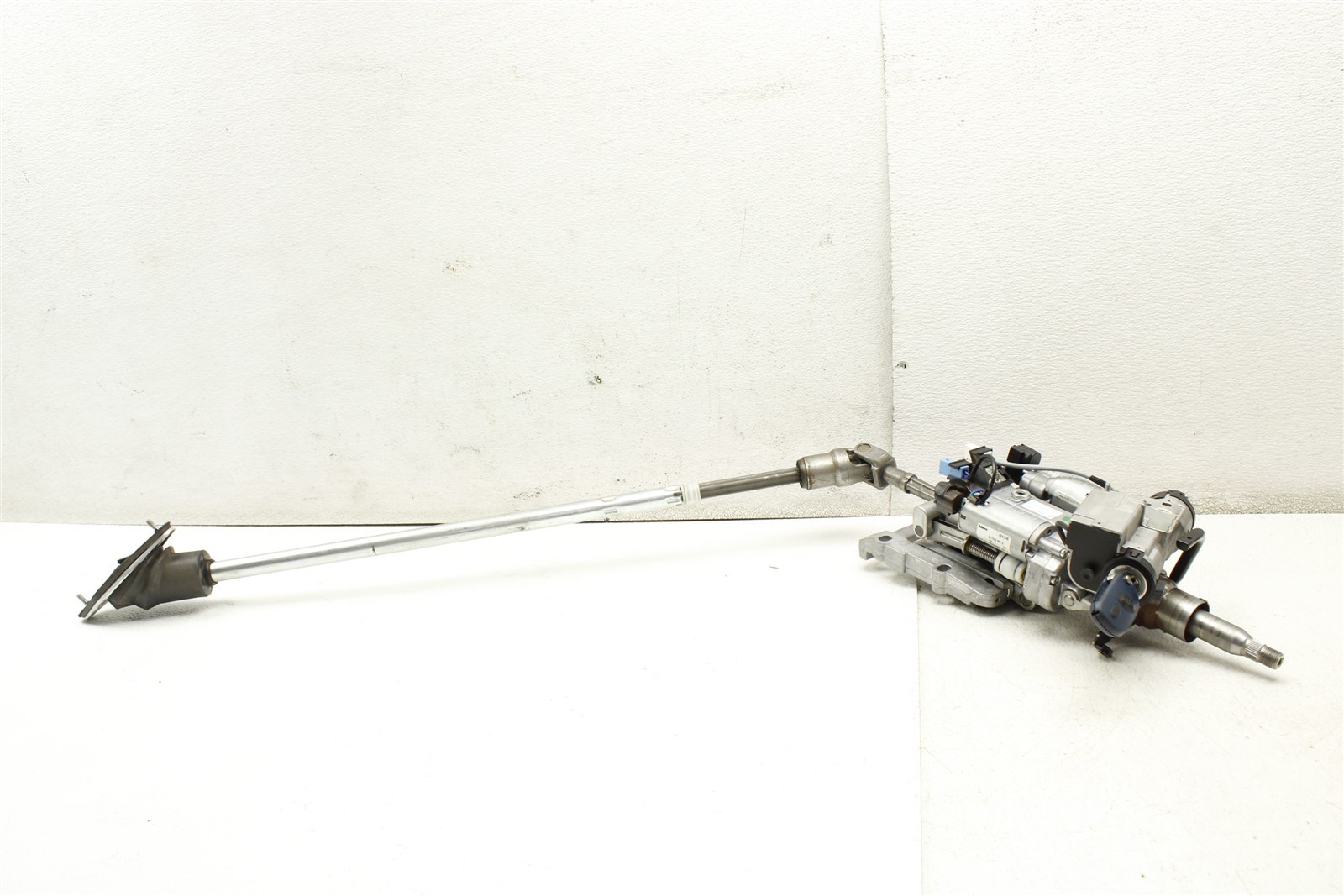 2013 Maserati GranTurismo S Steering Column with Key Assembly 08-13