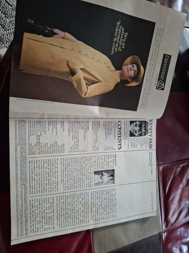 VANITY FAIR MAGAZINE 1968 - Picture 2 of 24