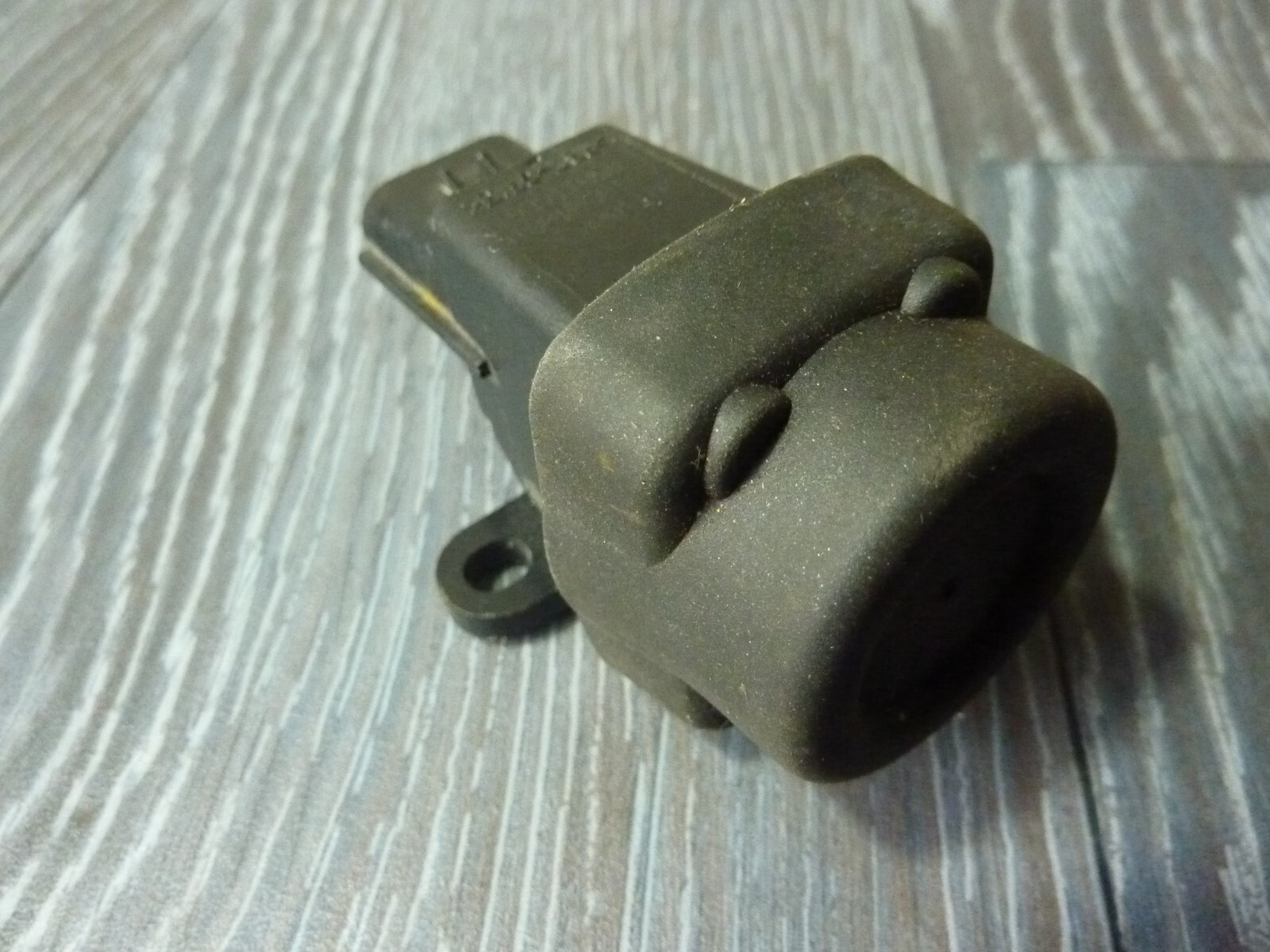 HONDA CIVIC MK7 MK8 1.4 1.6 PETROL FUEL inertia CUT OFF SWITCH PBTGF15