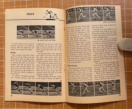US KEDS THE SHOE OF CHAMPIONS 1953 MANUAL DE DEPORTES FOLLETO ILUSTRADO - Imagen 10 de 11