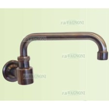 Rubinetto in ottone bronzato erogatore bocca girevole sporg cm 26 fontana