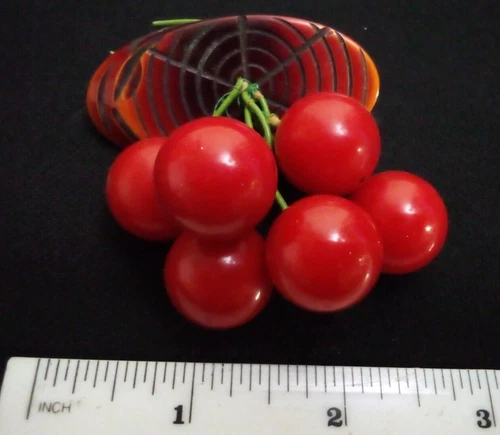 VTG BAKELITE CHERRIES CARVED BROOCH PIN ESTATE JEWELRY n