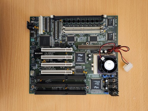 QDI P5I430VX-250DM V2.0 Socket 7 Motherboard + Pentium S 120Mhz + 16mb RAM - Picture 1 of 8