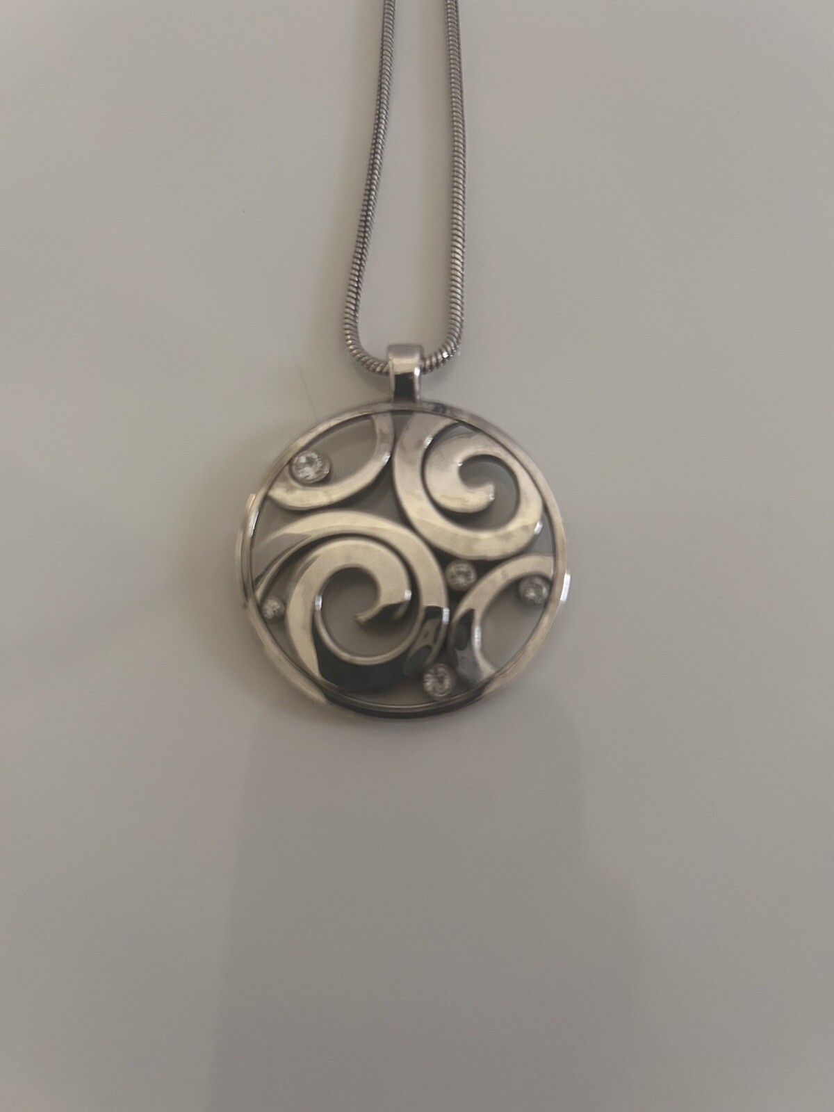 Brighton London Groove Circle Pendant Necklace with Crystals 16-18 Inch Chain