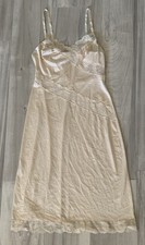 Vintage Henson Kickernick Nylon Full Slip Lace Size 36 Beige Nude