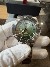 Oris Aquis Green Men's Watch - 01 743 7734 4197-Set 9