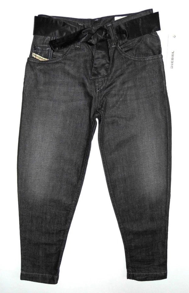 DIESEL - Pantalones de mezclilla para niñas NUEVOS Nyoka Edad 8 Relajados Calce Cónico Tiro Alto Mamá Foto 2 de 4