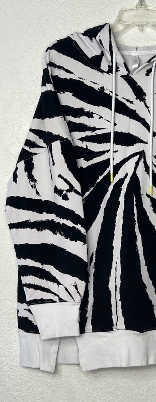 Fabletics Jasmine Hooded Pullover Large Black & W… - image 2