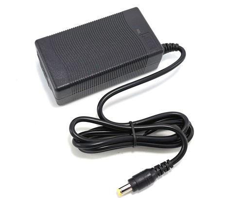 Batteria ricaricabile 18v 18,5v Li-ion LiPo DC 21V 2,5A Caricabatterie intelligente intelligente - Foto 10 di 19