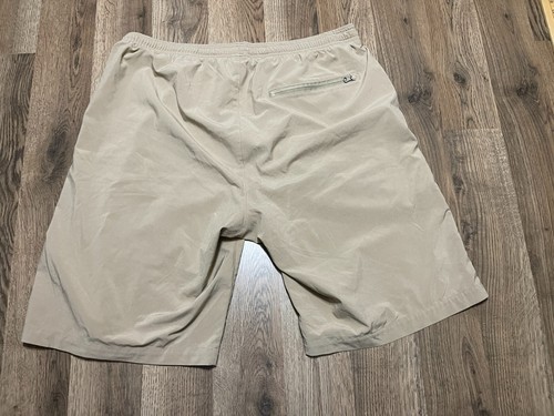 Nike Shorts, Men's Size Large, Brown, Stretchy Waist, Zip Pockets - Picture 2 of 12