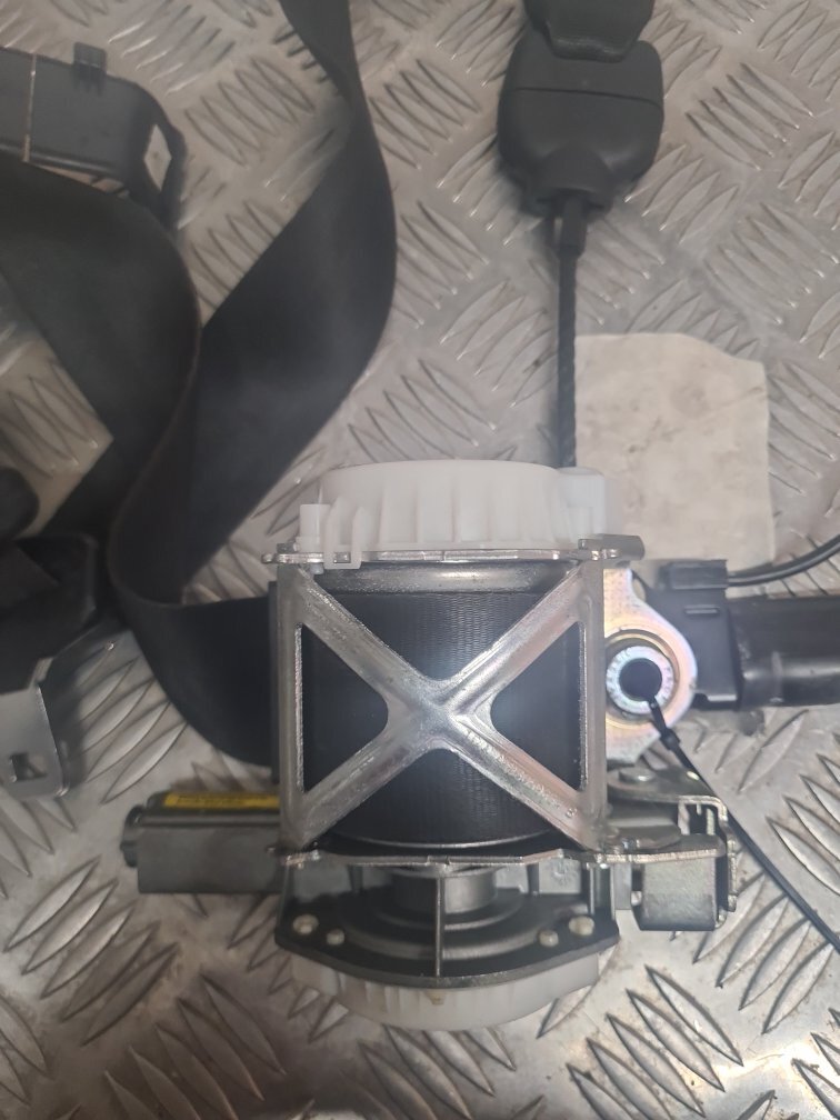 FIAT 500 SEAT BELT - DRIVER FRONT HATCHBACK 3DR 34101166 34081274  