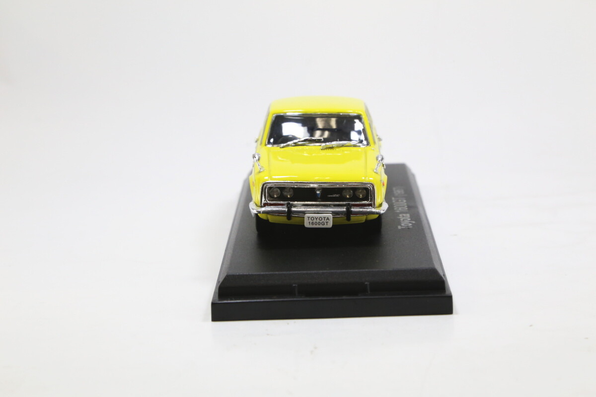 TOYOTA 1600GT (1967) 1/43 Scale Miniature Car Free Shipping