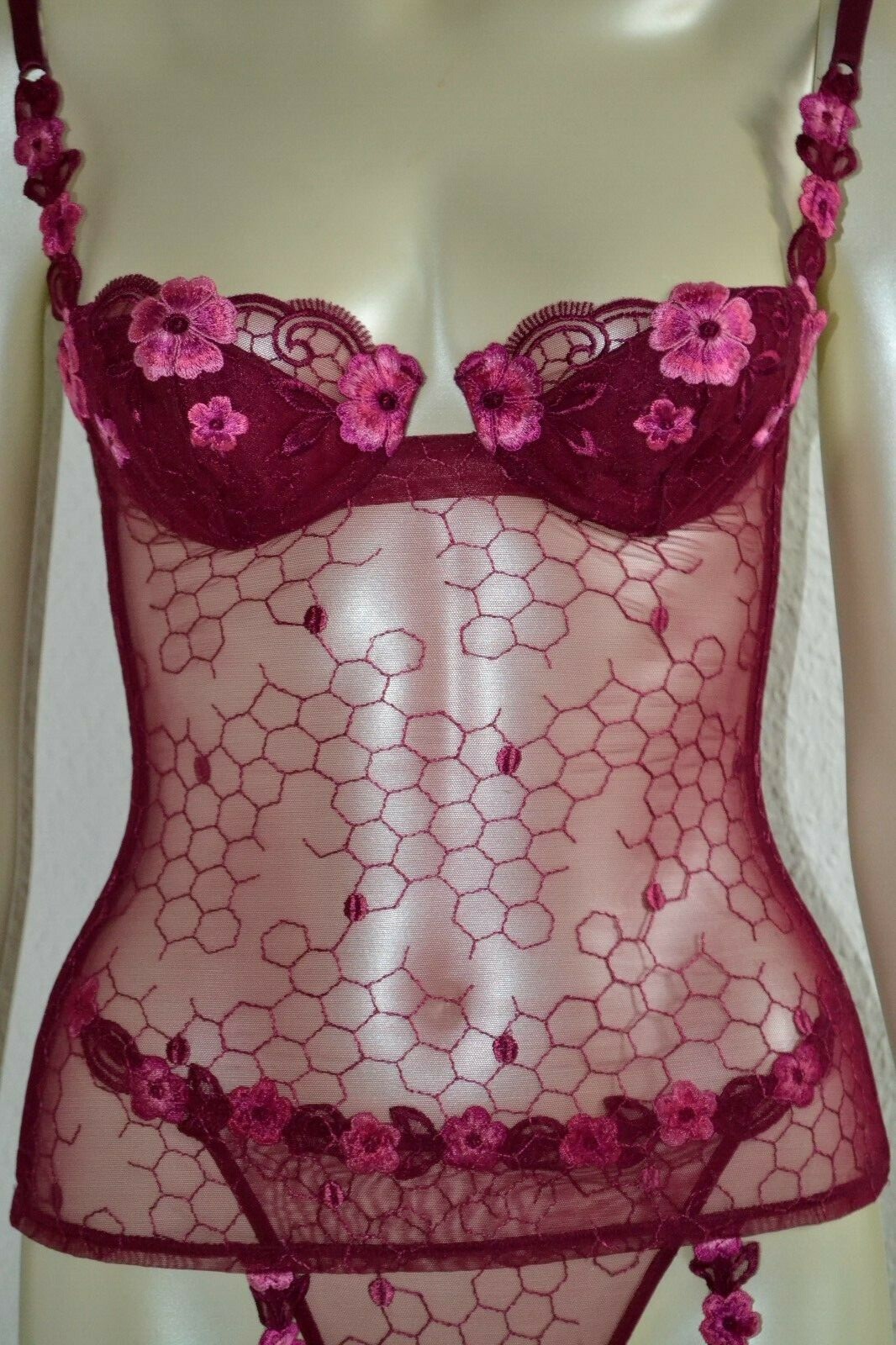 Picture 4 of 12