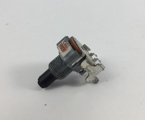 M 208 etc variable resistors single gang type10k log or 10k lin s734 s735 - Picture 1 of 4