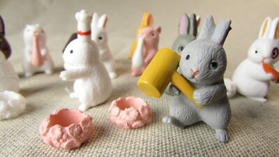 12 Miniatur Harz Osterhase / Hase 3D Tortenaufleger