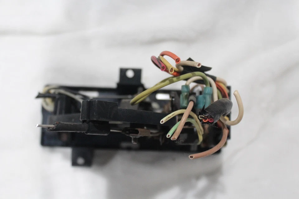 78-89 Chevy 1500 Gmc G10 Vandura VAN Climate Control AC Heat HVAC Clean 9 Pin - Image 4 of 4