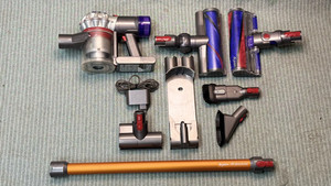 Dyson V8 Absolute Akku-Handstaubsauger - Nickel/Gelb