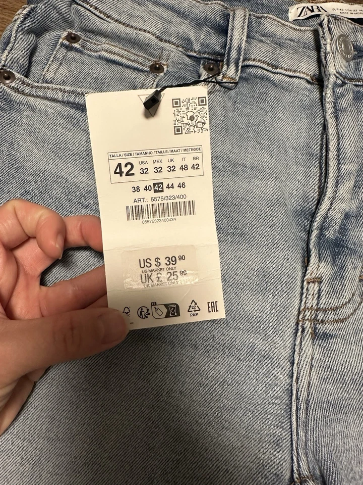 Pantalones Cortos de Jean ZARA Hombres 42 Denim Azul Tiro Alto Regular Corto Papá Pierna Recta Foto 2 de 4