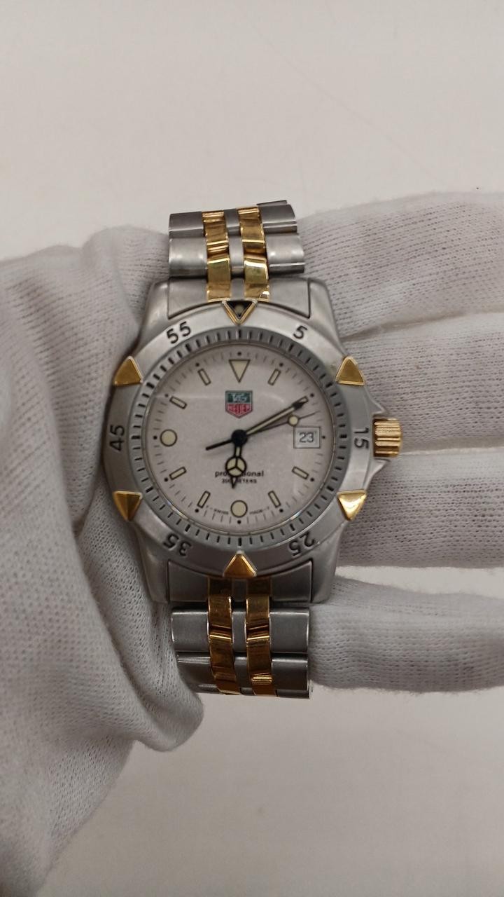 TAG HEUER WD1221-K-20 Professional Watch