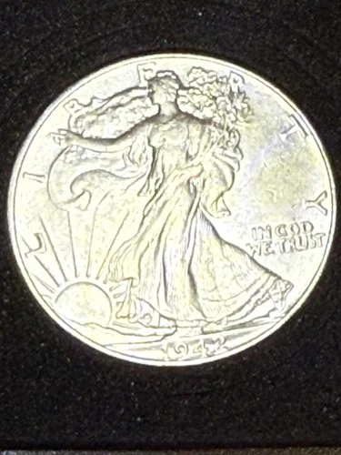 1942-P 50C Silver Walking Liberty Half Dollar - Uncirculated NM or Better #3715