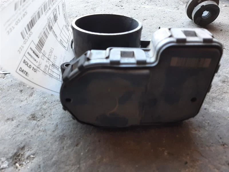 08 09 10 11 JEEP WRANGLER Cuerpo del acelerador Conjunto de válvula de acelerador 3,8 L 04593858AA Foto 3 de 4