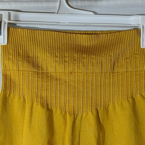 Women's High-Waisted Seamless 7/8 Leggings - JoyLab Gold Various Sizes - Picture 6 of 6
