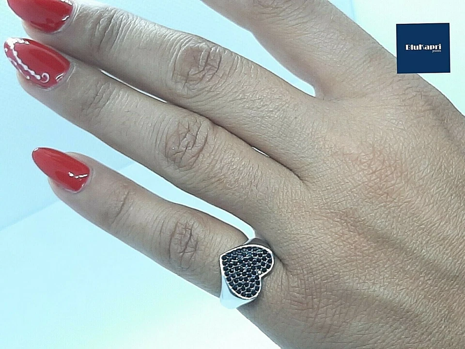 Anello fascia chevalier Donna in Argento 925  Cuore con pave' di zirconi Rodiato - Immagine 2 di 4