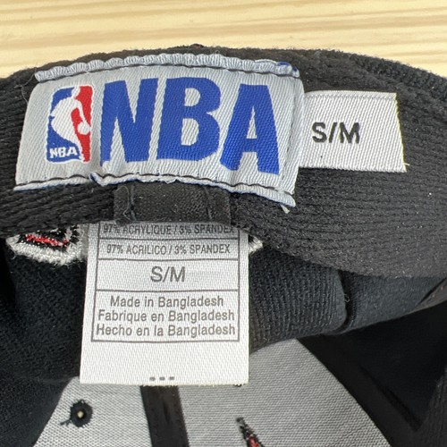 Chicago Bulls Hat Artist Series NBA Logo S/M Fitted Snapback Lot of 2 - Picture 9 of 18