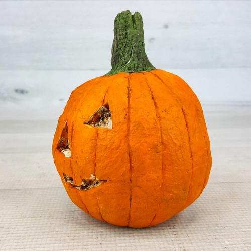 Vintage Debbie Thibault Halloween Jack O' Lantern Pumpkin Figure Signed 41/2500 - Picture 2 of 7