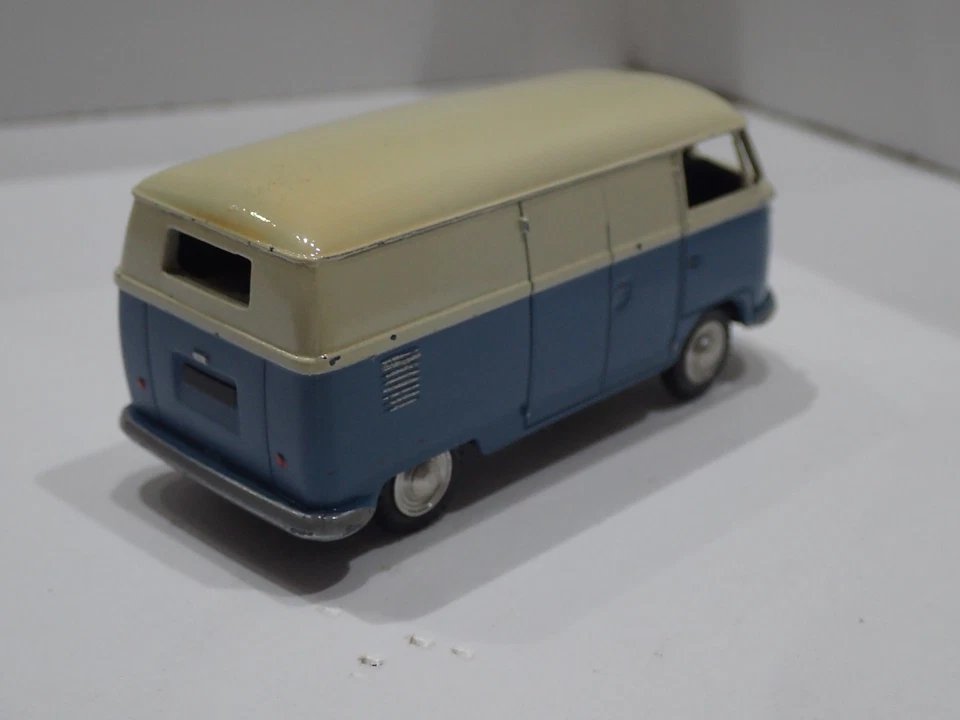 MARKLIN 5524/14Z VOLKSWAGEN T1 COMBI MINIBUS ORIGINALE CONDIZIONI OTTIME (7) - Immagine 3 di 4