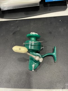 Penn 710 Greenie Spinning Reel