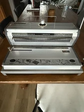 🛠️ Akiles WireMac‑31 Manual Wire Punch & Binder – 3:1 Pitch, Silver