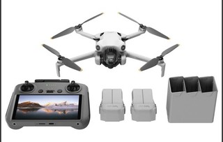 DJI Mini 4 Pro Fly More Combo DJI Care BRAND NEW 🇬🇧UK Seller 🇬🇧