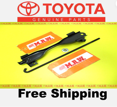 2009 TOYOTA YARIS BATTERY HOLD DOWN STRAP CLAMP NUT ROD BOLT HOOK BRACKET OEM 09