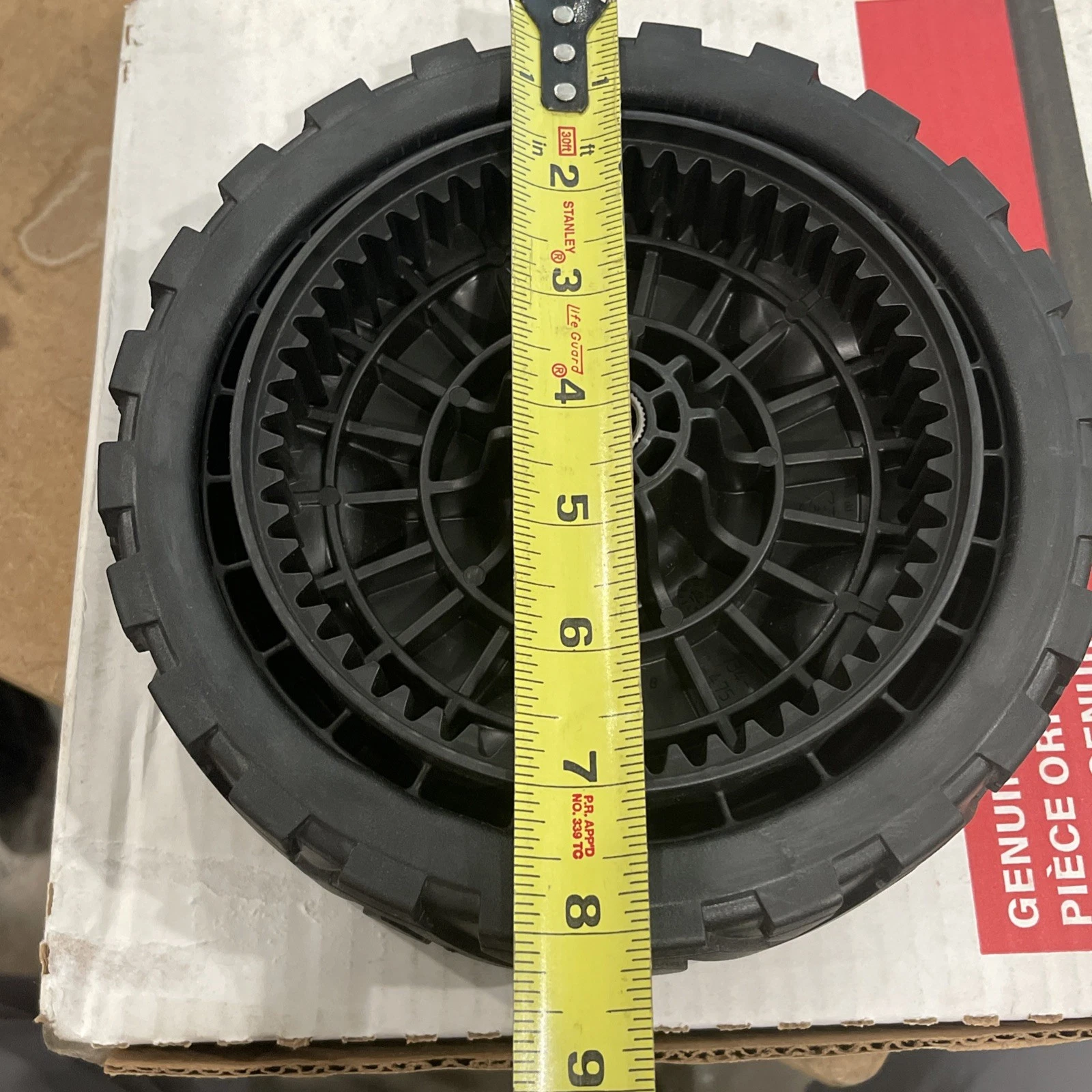 Briggs & Stratton 703386 Front Drive Wheel - Thumbnail 2