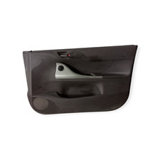 Porte avant et accessoires Toyota IQ