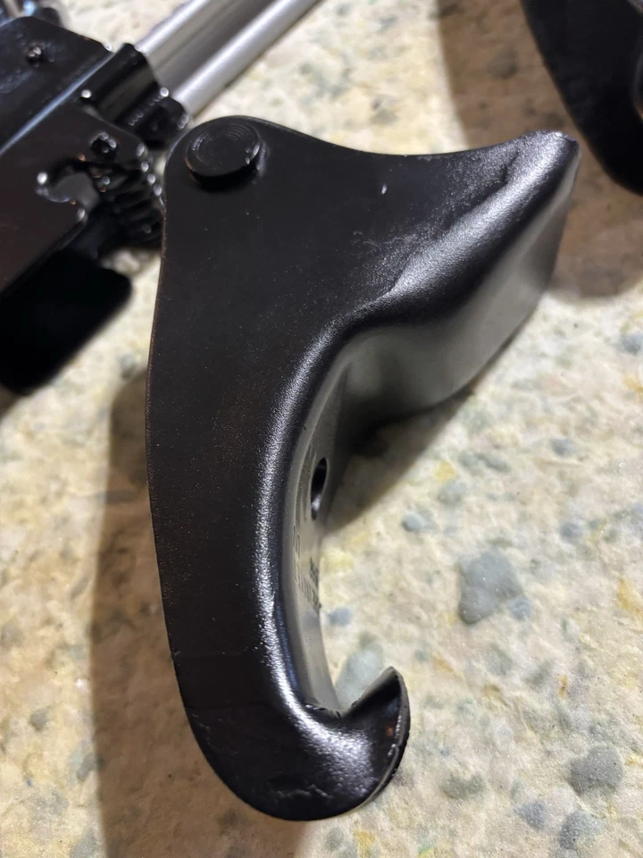 Chevrolet Impala 1966 o 1967, Biscayne, Bel Air, gato de parachoques. Elección de gancho Foto 3 de 4