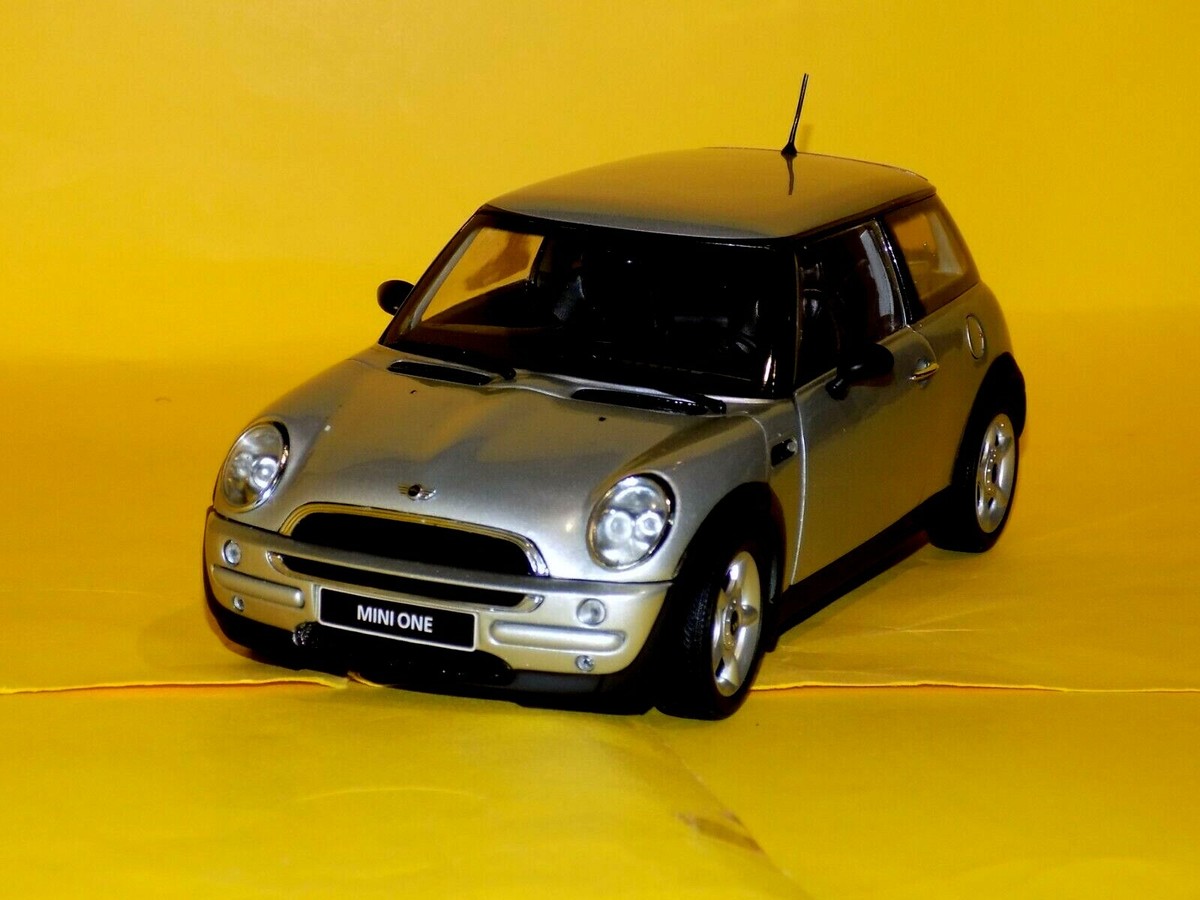 BMW MINI ONE AERO Dynamics Pakage Silver KYOSHO 08556S 1:18 | eBay