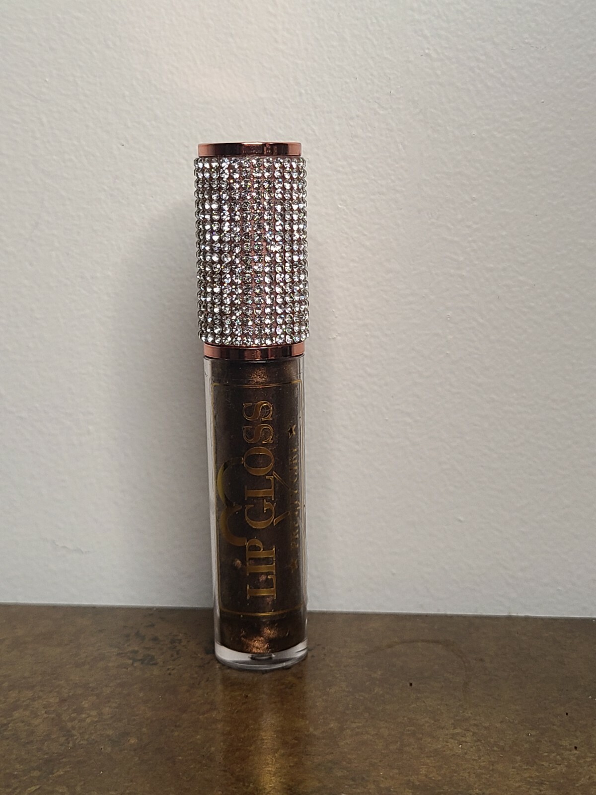 Shiny Hydrating Lip Gloss for Luscious Glossy Lips-image