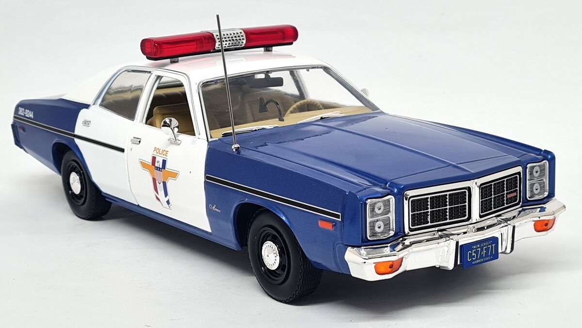 Greenlight 1/18 Dodge Monaco 1978 Camp Crystal Lake Police Diecast Model Car