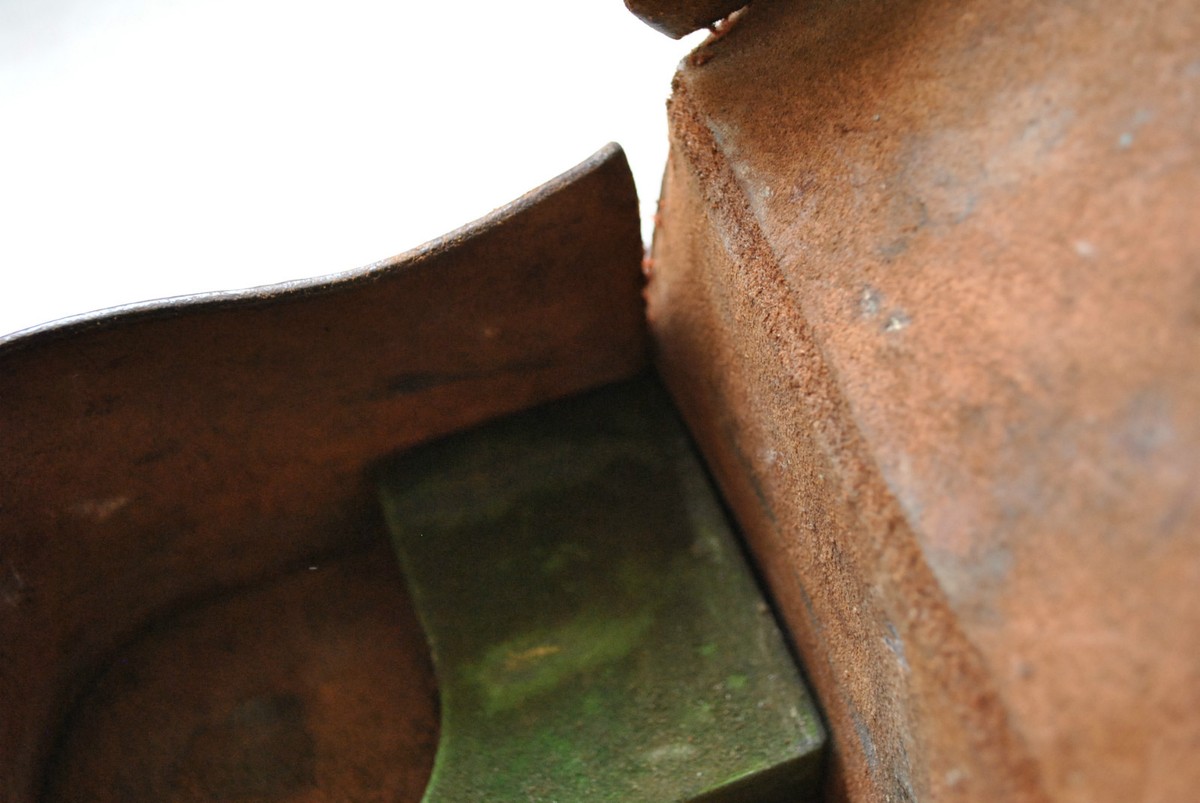 AN X RARE VINTAGE CASED RECORD 600 SPINNING REEL WITH SPARE AN X RARE VINTAGE CASED RECORD 600 SPINNING REEL WITH SPARE