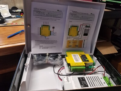 Paxton 411-623-us, Net2   I/O board, 12V 2A PSU w/Plastic Cabinet - New Open Box