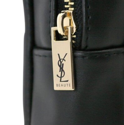 SAINT LAURENT Studs Chain Shoulder Bag Leather Black Gold  Saint Laurent Black Pouch with Gold Studs display picture 1