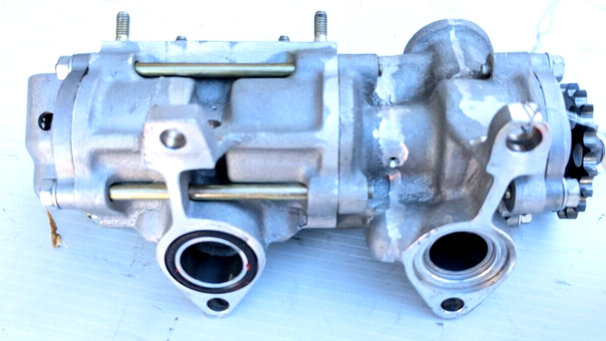 FERRARI 348 PART ENGINE OIL PUMP ASSEMBLY WITH GEARS AND SPROKET 143276 COMPLETE