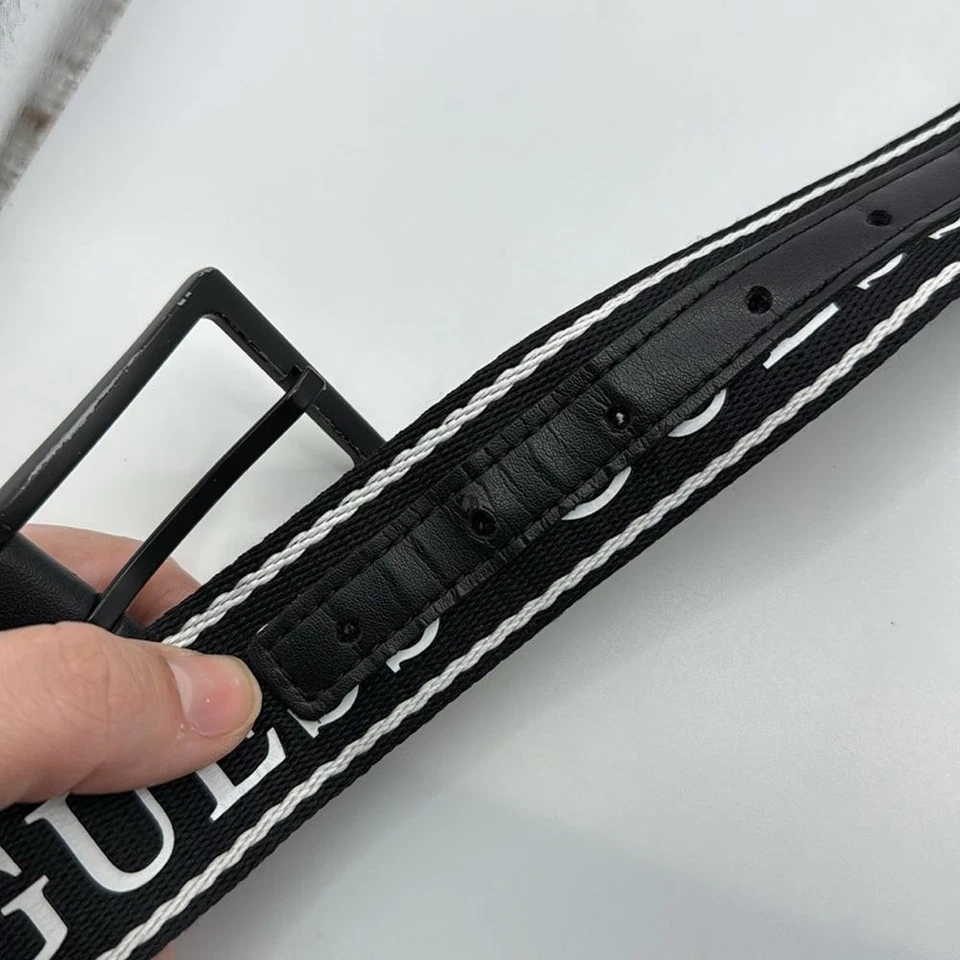 Cinturón Guess Negro Blanco Palabras Hombre Talla M 34 36 Imitación Cuero Foto 4 de 4