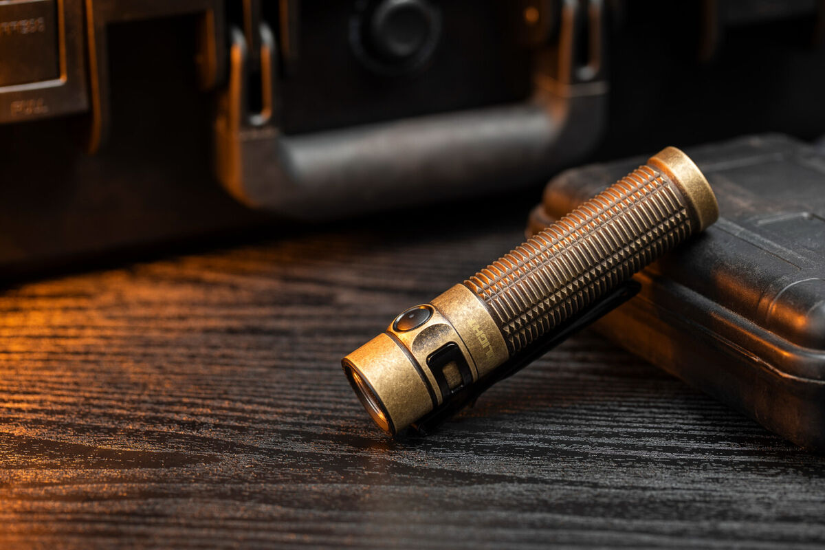 Olight Baton 3 Pro Max Brass Stonewash EDC Flashlight, Cool White, 2500 L, 145M | eBay Olight Baton 3 Pro Max Brass Stonewash EDC Flashlight, Cool White, 2500 L, 145M | eBay