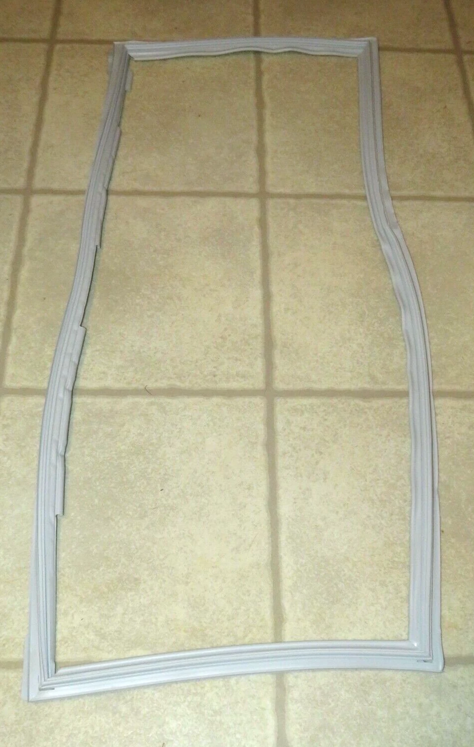 LG Smart Refrigerator LCFC26X: Left Door Gasket Gray 39 3/4" x 17" (P7313)
Opens in a new window or 
